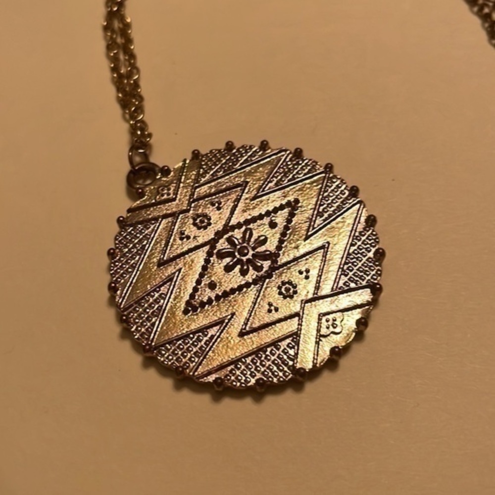 Cute necklace - Picture 3 of 4